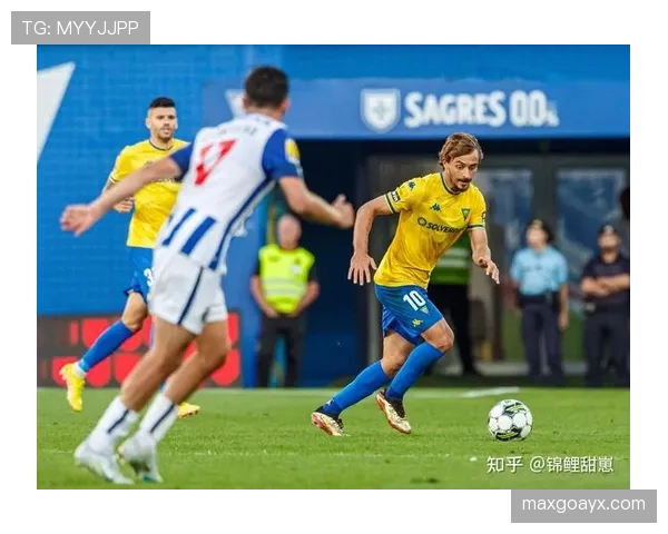 实时足球比分更新：多场焦点赛事精彩纷呈，球迷热情高涨