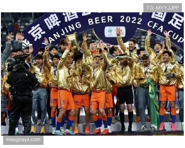 山东泰山冲击三连冠前景分析：当前赛季走势与竞争力评估