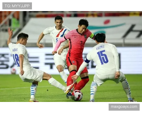 孙兴慜与马内巅峰期速度冲击力及进攻威胁对比分析