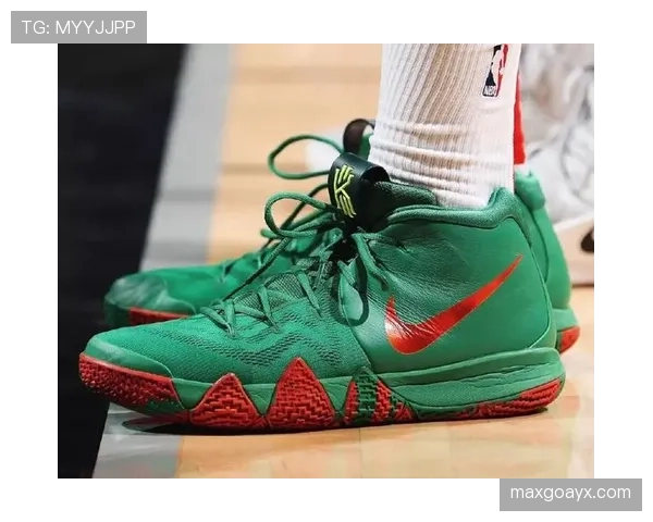 扎克拉文又双叒叕穿限量球鞋上场了，这月工资是不是全砸鞋柜里了？