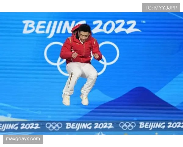 高亭宇这训练强度，凌晨四点冰场就他一个人，真不拿自己当人